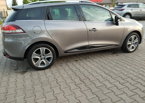 Renault Clio cena 29900 przebieg: 135000, rok produkcji 2015 z Polanów małe 137
